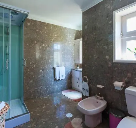 Pool & Sea Oporto Homestay Espinho (Aveiro)